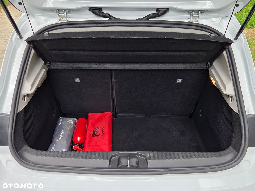 Renault Clio - 18
