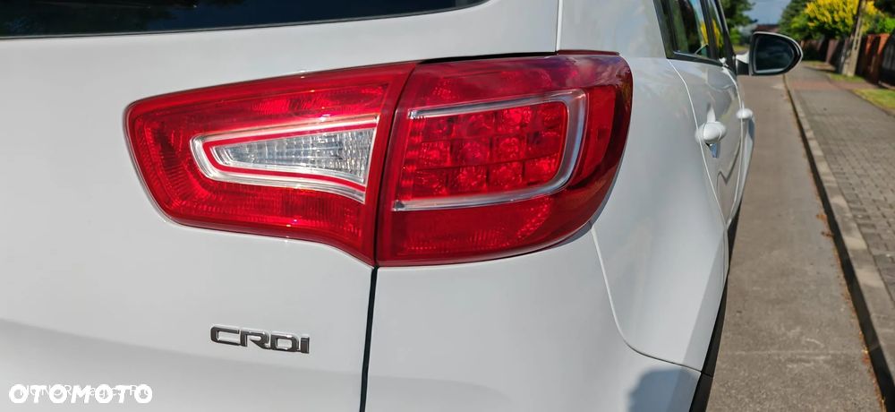 Kia Sportage 1.7 CRDI 2WD Dream-Team Edition - 14