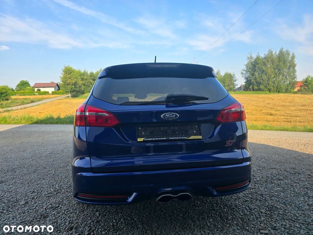 Ford Focus 2.0 EcoBoost ST mit Leder-Exclusiv-Paket - 6