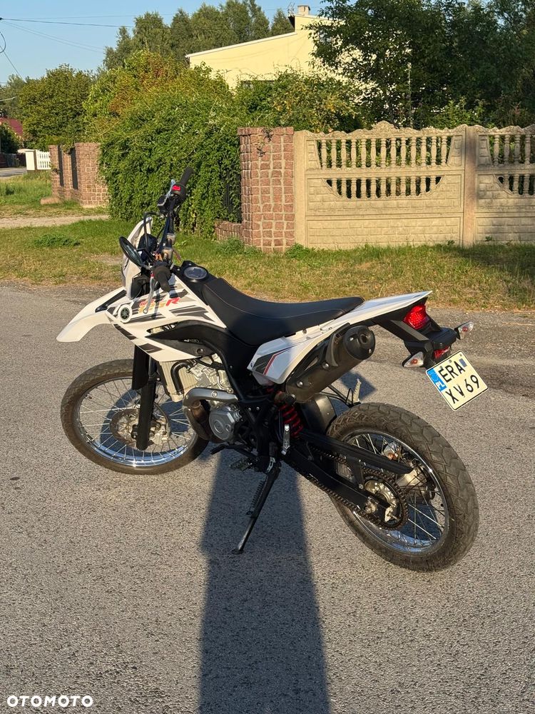 Yamaha WR - 20