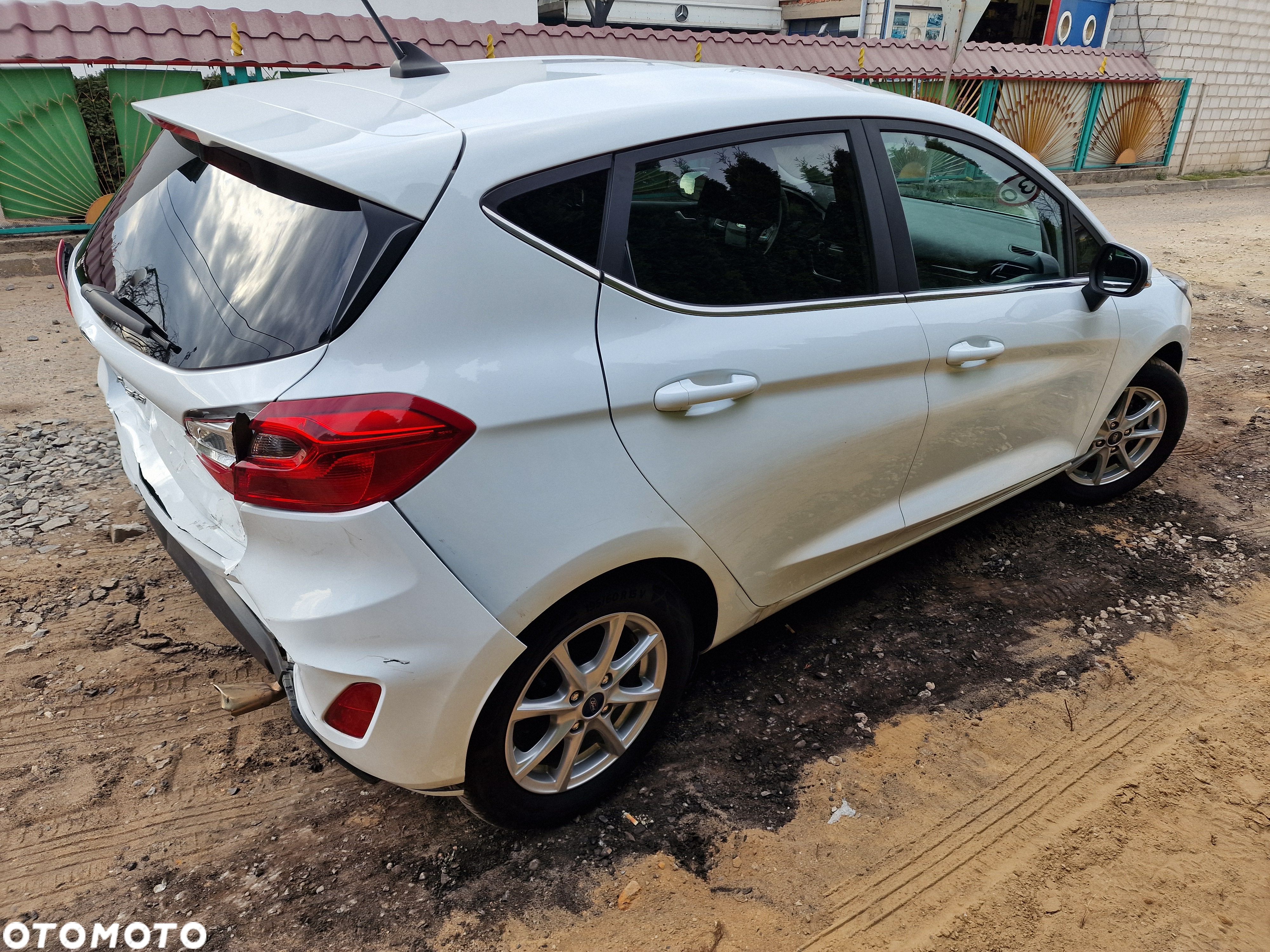 Ford Fiesta 1.0 EcoBoost S&S TITANIUM - 5