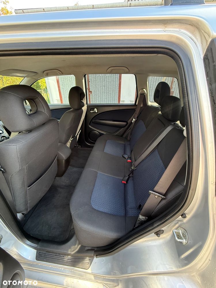 Mitsubishi Outlander - 22