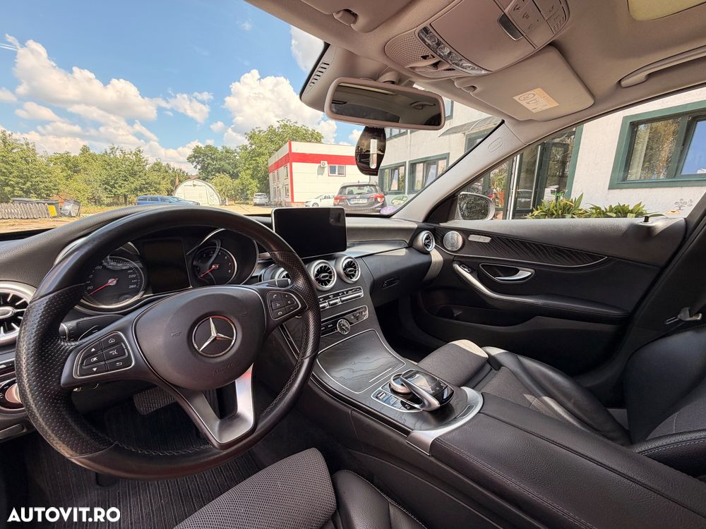 Mercedes-Benz C - 6