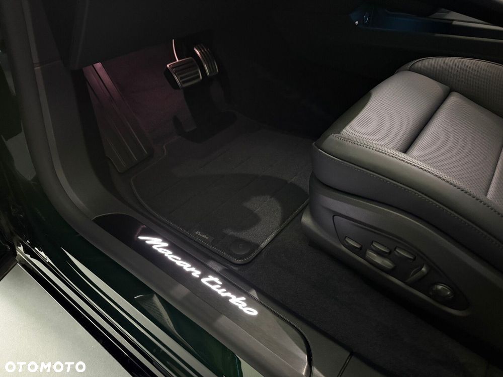 Porsche Macan - 20