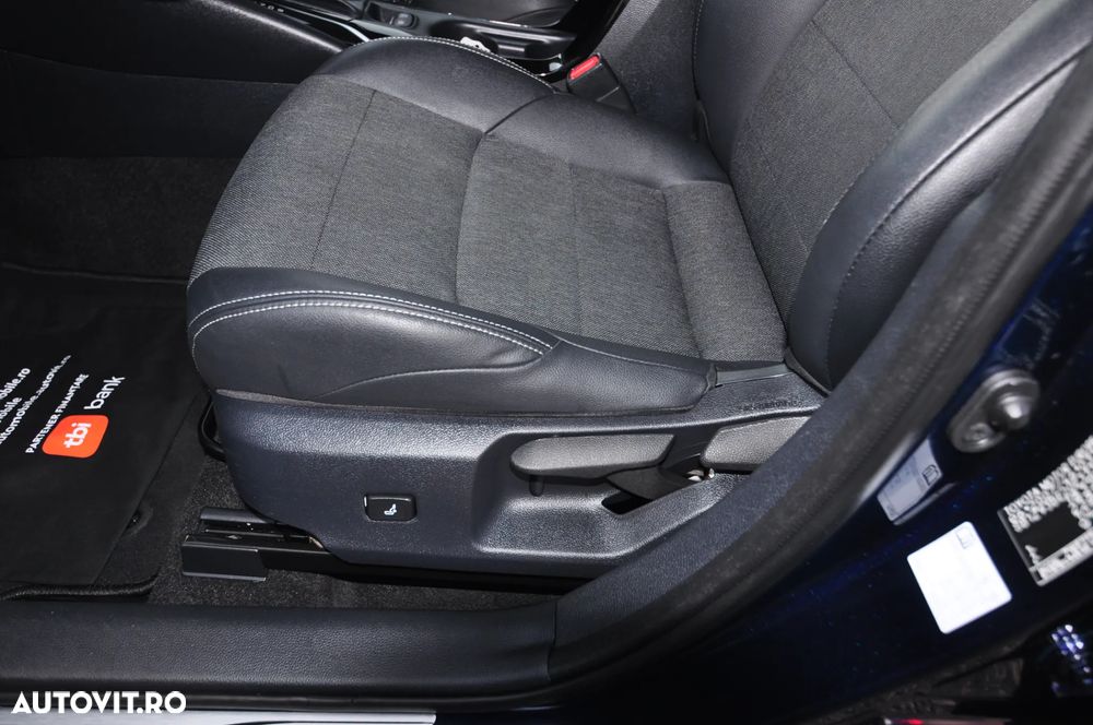 Toyota Corolla 1.8 Hybrid Touring Sports Business Edition - 16