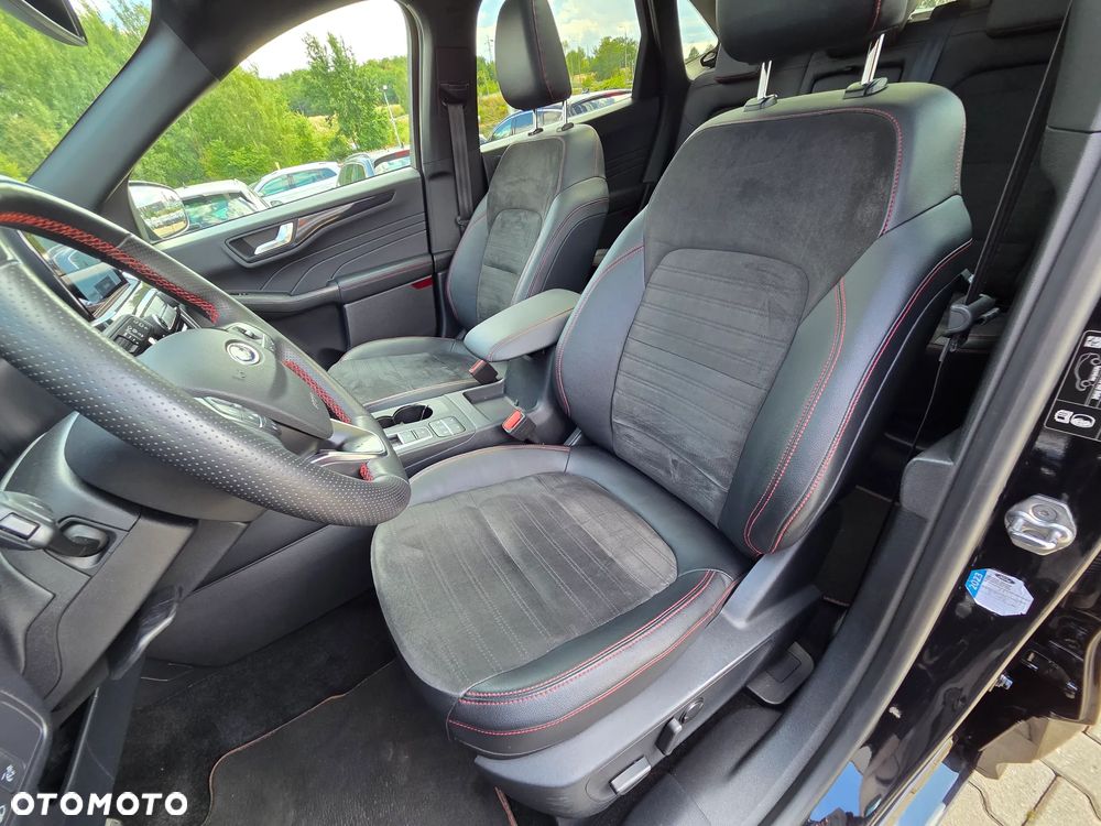 Ford Kuga 2.5P PHEV FWD ST-Line X - 33