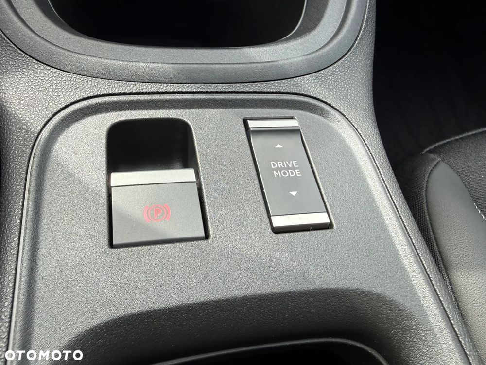 Jeep Avenger 1.2 T3 mHEV Black Edition FWD eDCT6 - 20