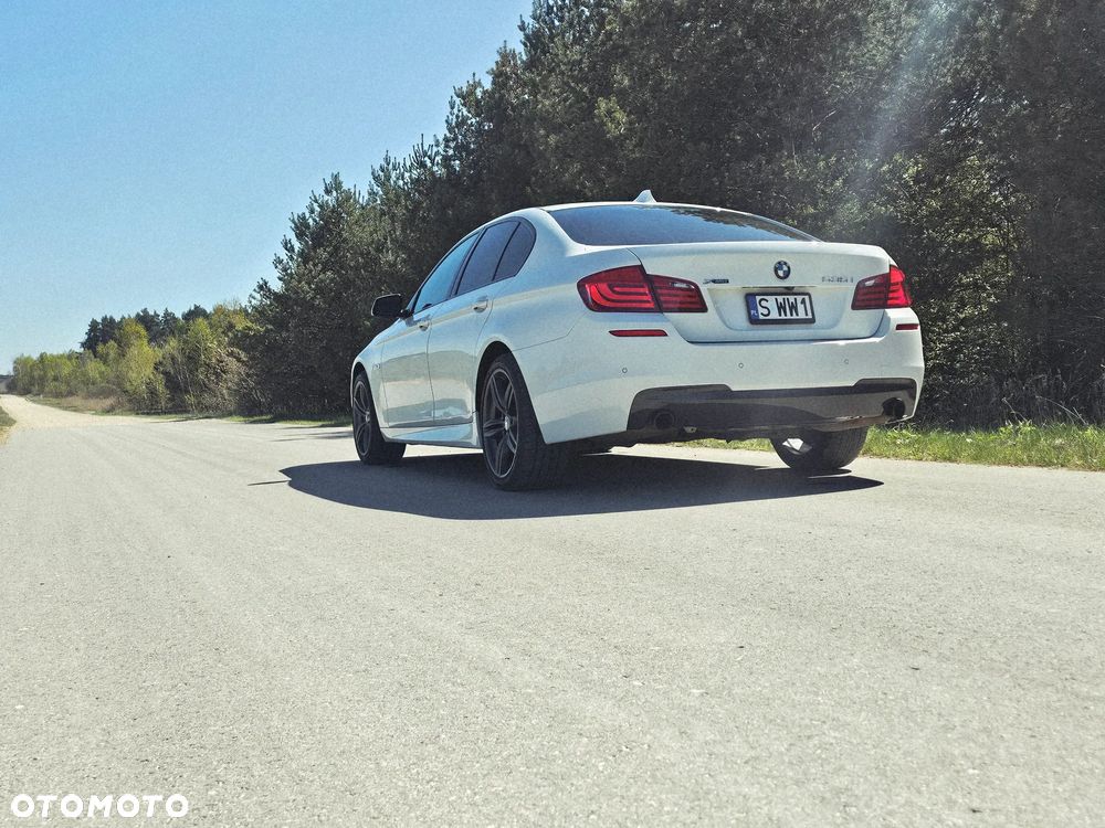 BMW Seria 5 535i xDrive - 13
