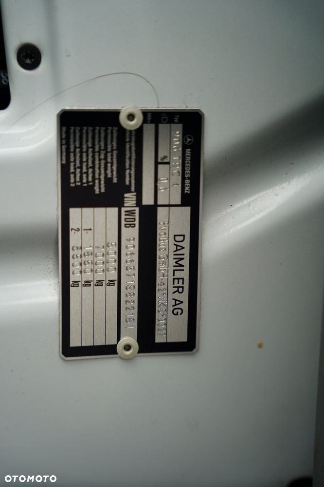 Mercedes-Benz SPRINTER / TRANSFER / KLIMATYZACJA / SPROWADZONY / - 37