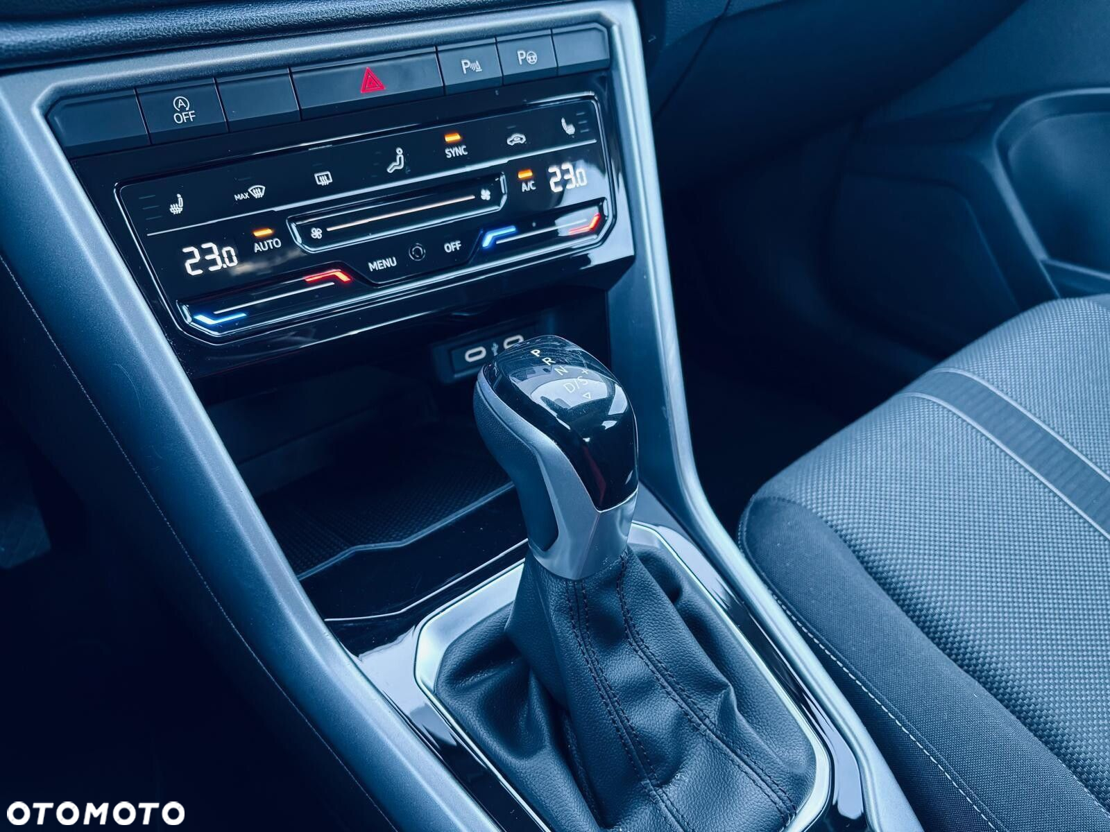 Volkswagen T-Roc 1.5 TSI Life DSG - 31