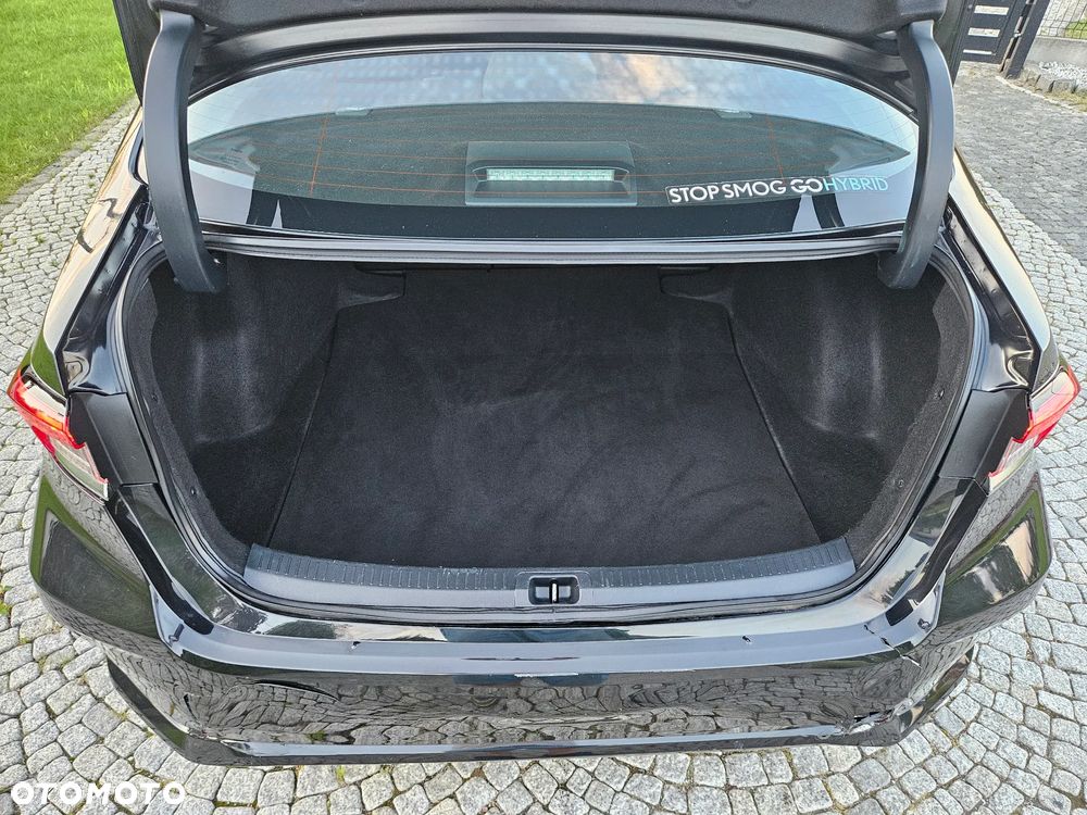 Toyota Corolla 1.8 Hybrid Comfort - 30