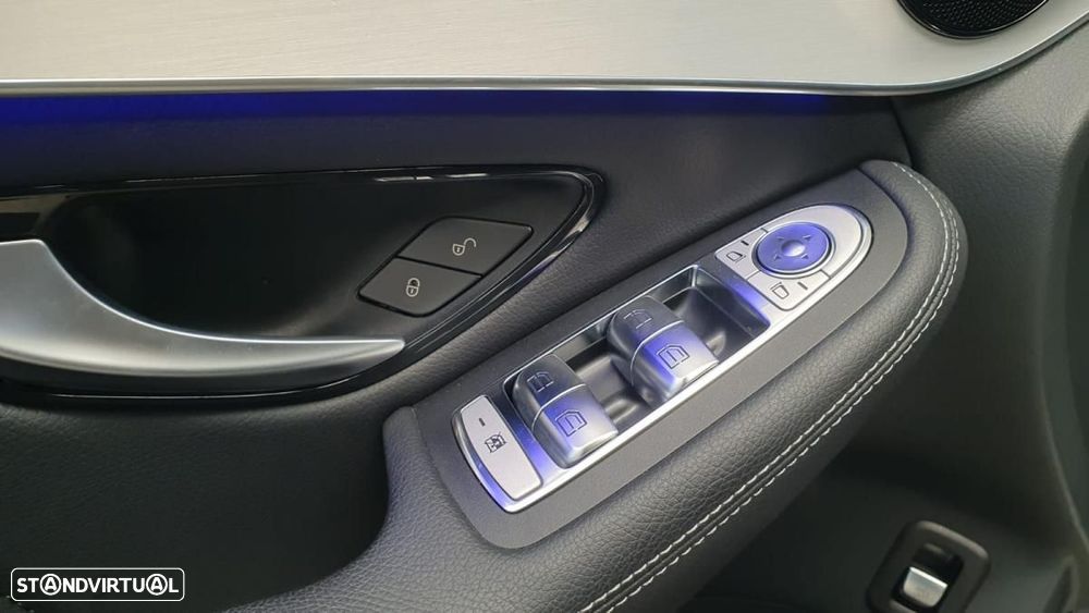 Mercedes-Benz GLC 300 e 4Matic - 19