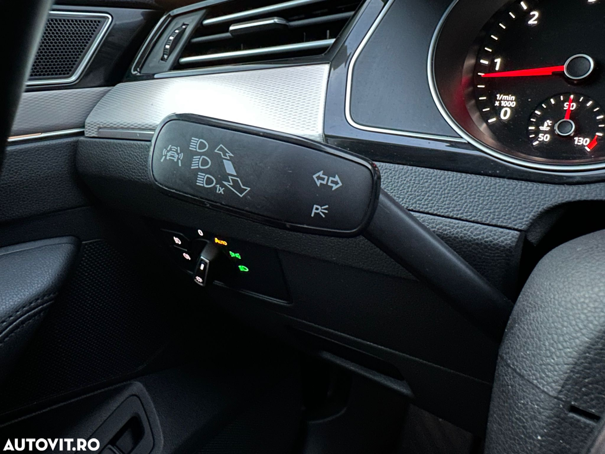 Volkswagen Passat 2.0 TDI DSG Highline - 29