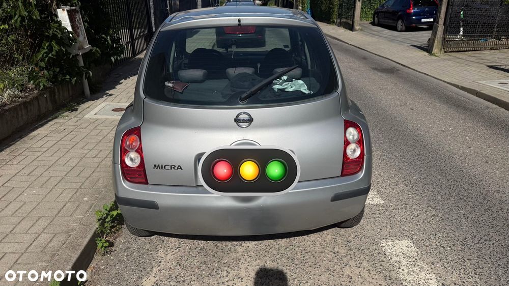 Nissan Micra 1.2 Visia + - 3