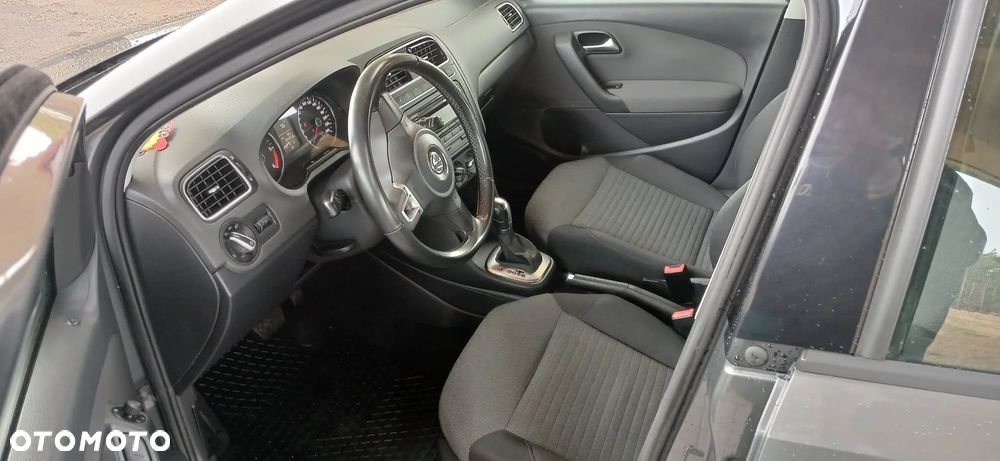 Volkswagen Polo 1.6 TDI DSG Comfortline - 9