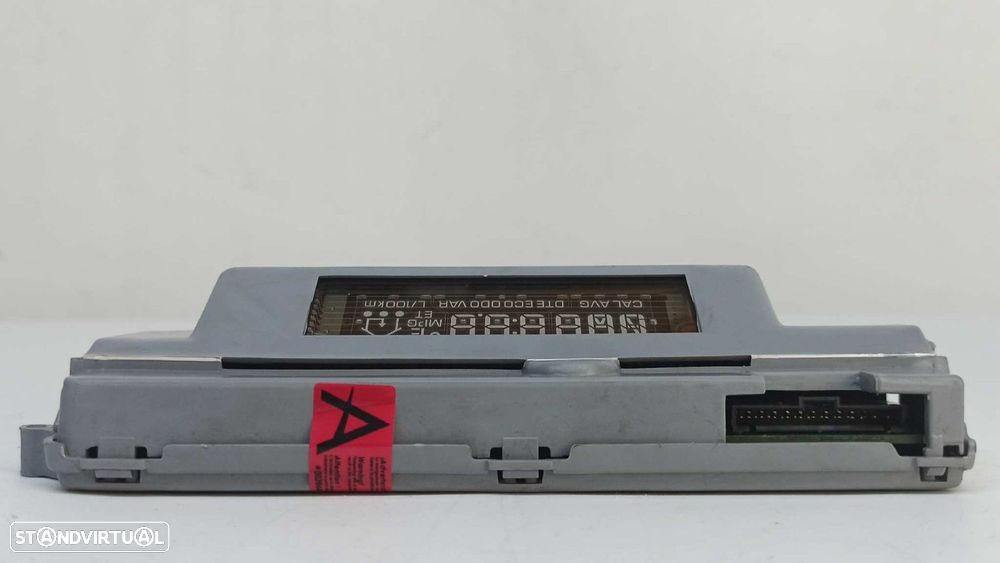 TELA/ECRÃ MULTIFUNÇÕES CHRYSLER VOYAGER (RG) 2.8 CRD SE GRAND VOYAGER (D) - 3