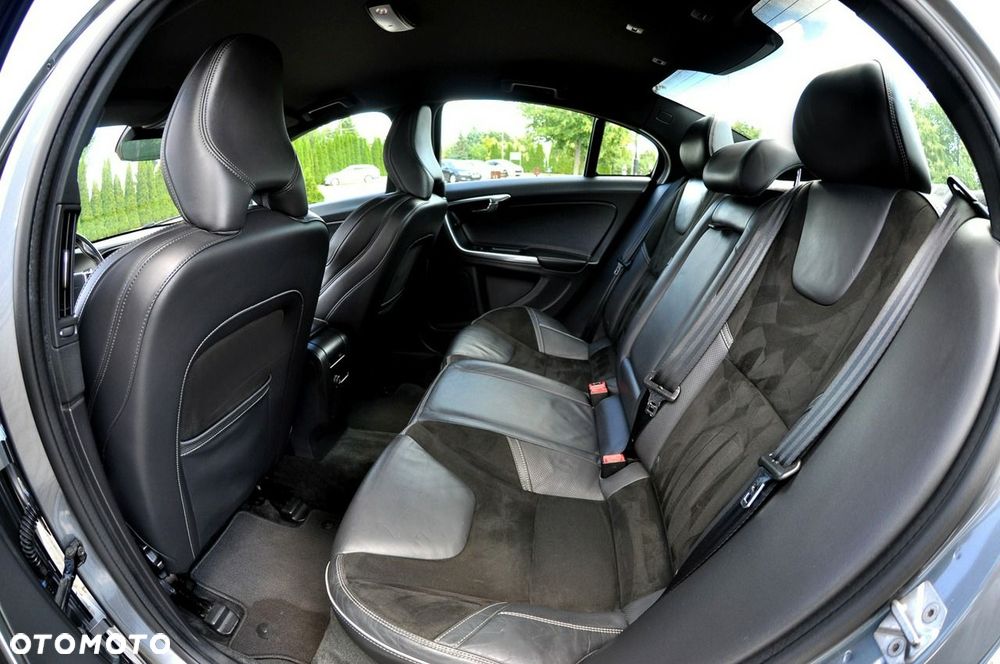 Volvo S60 - 19