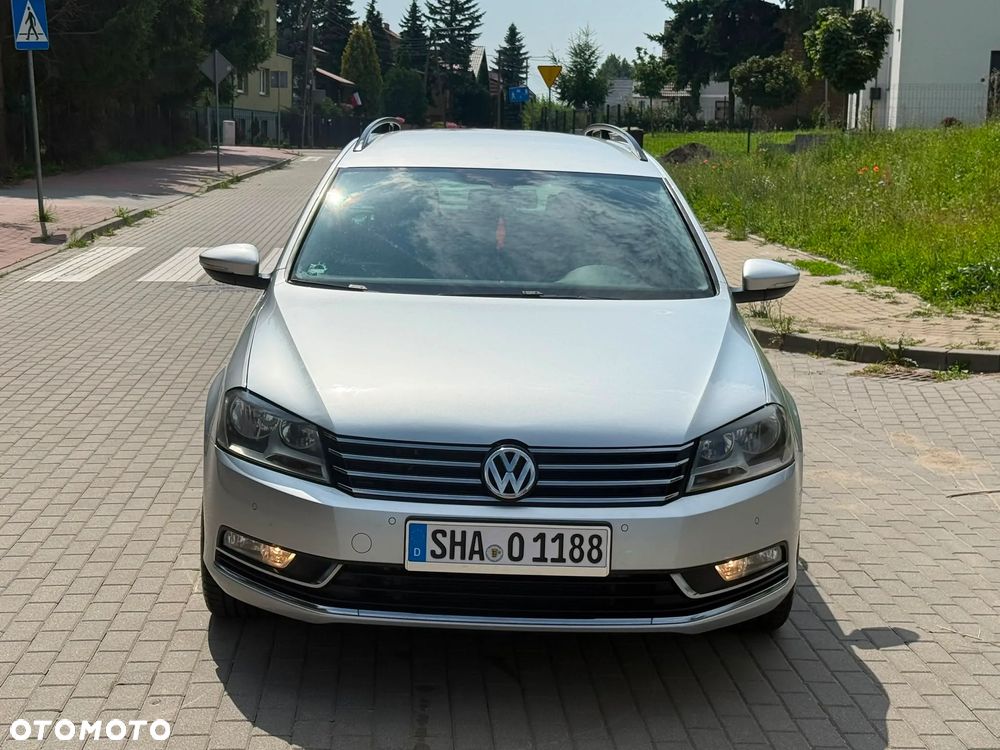 Volkswagen Passat - 2