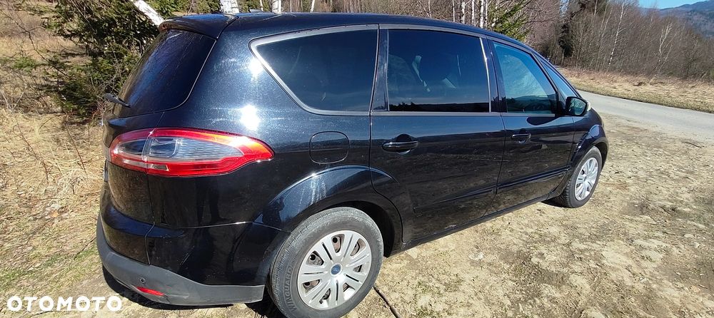 Ford S-Max - 9