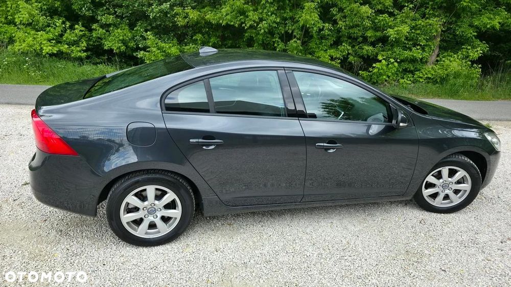 Volvo S60 D2 - 14