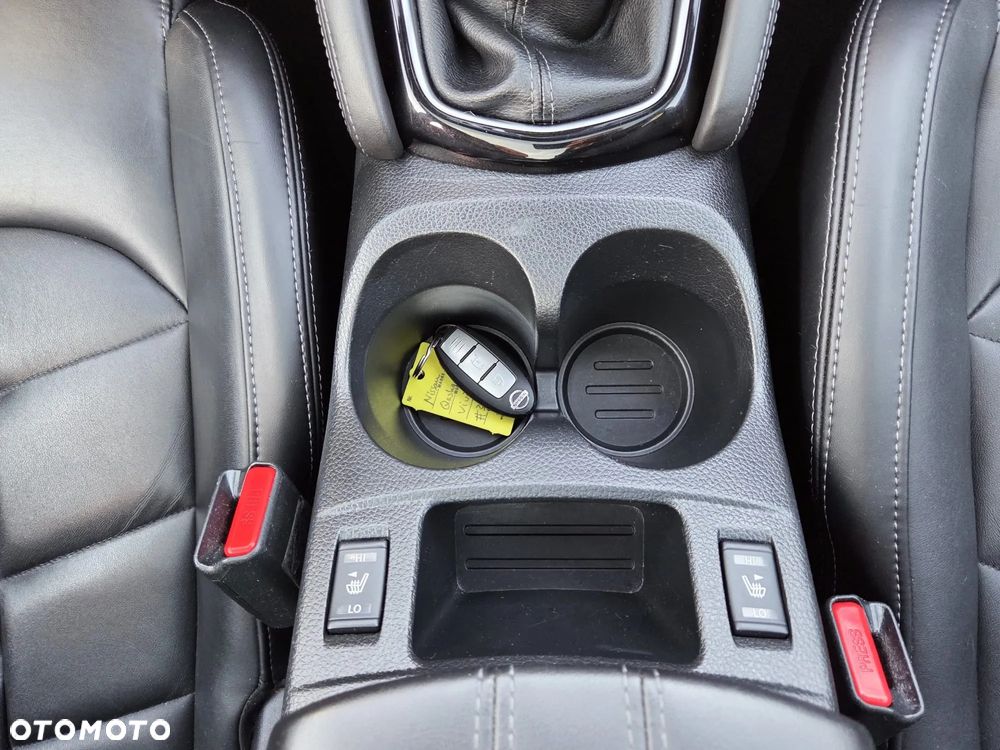 Nissan Qashqai 1.6 DIG-T Tekna+ - 33