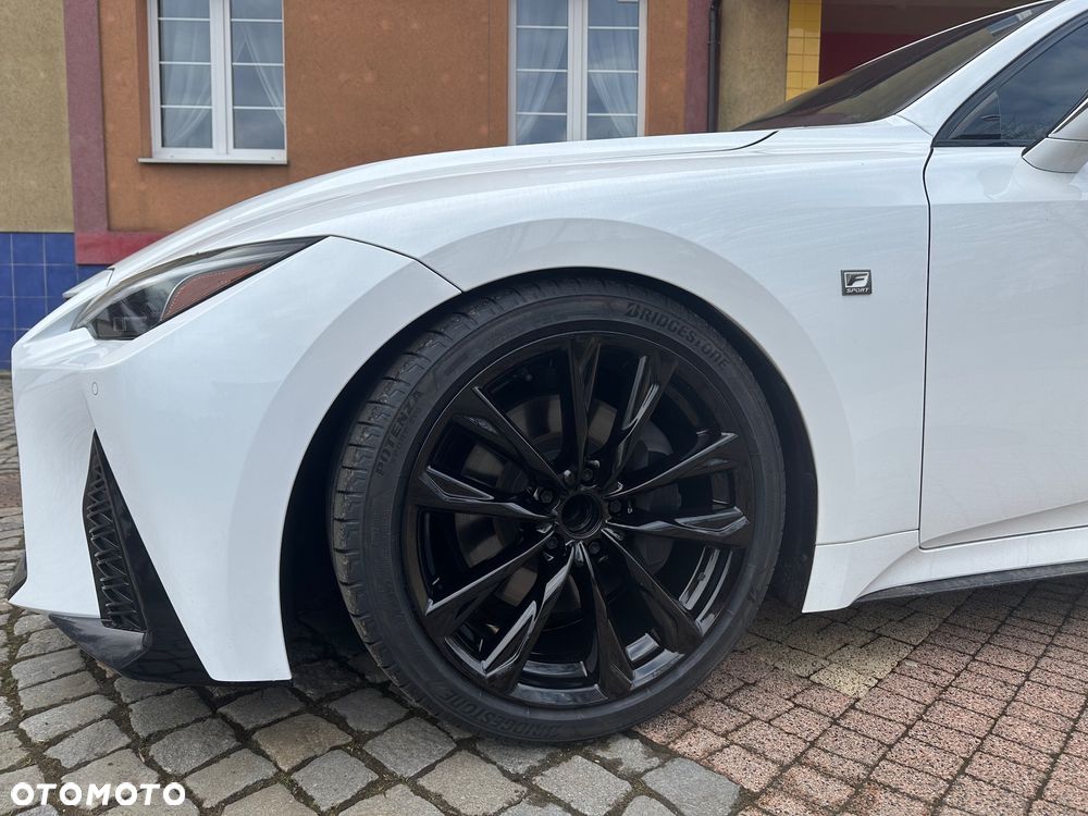 Lexus IS - 5