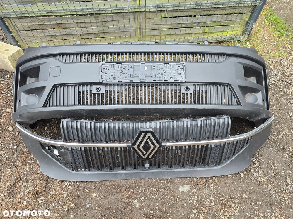 Renault master IV 2025 zderzak przód ładny pdc - 1