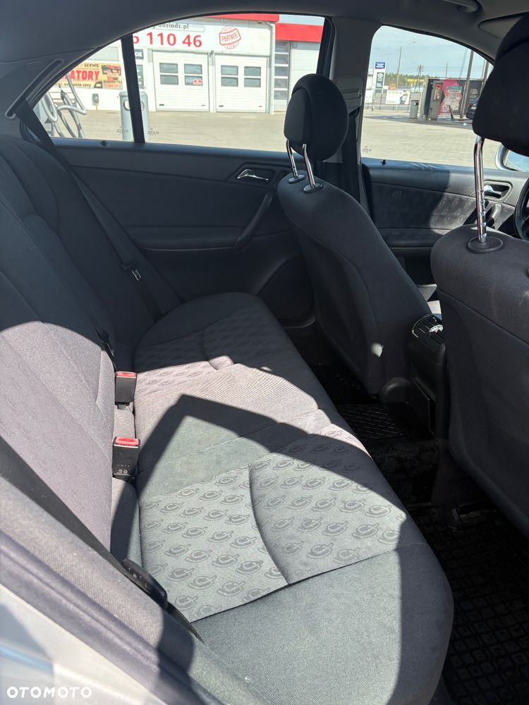 Mercedes-Benz Klasa C 180 T Kompressor Classic - 9