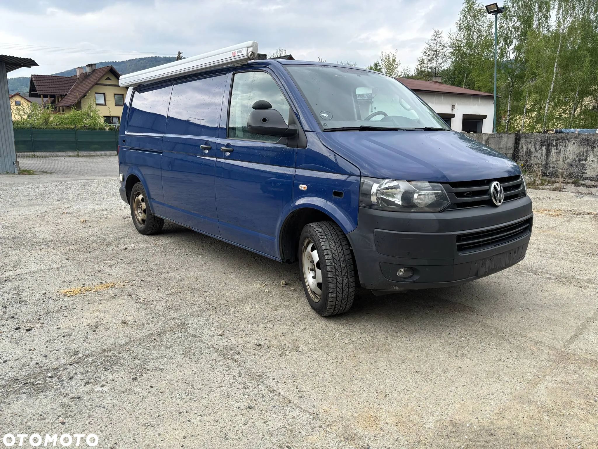 Volkswagen Transporter - 1