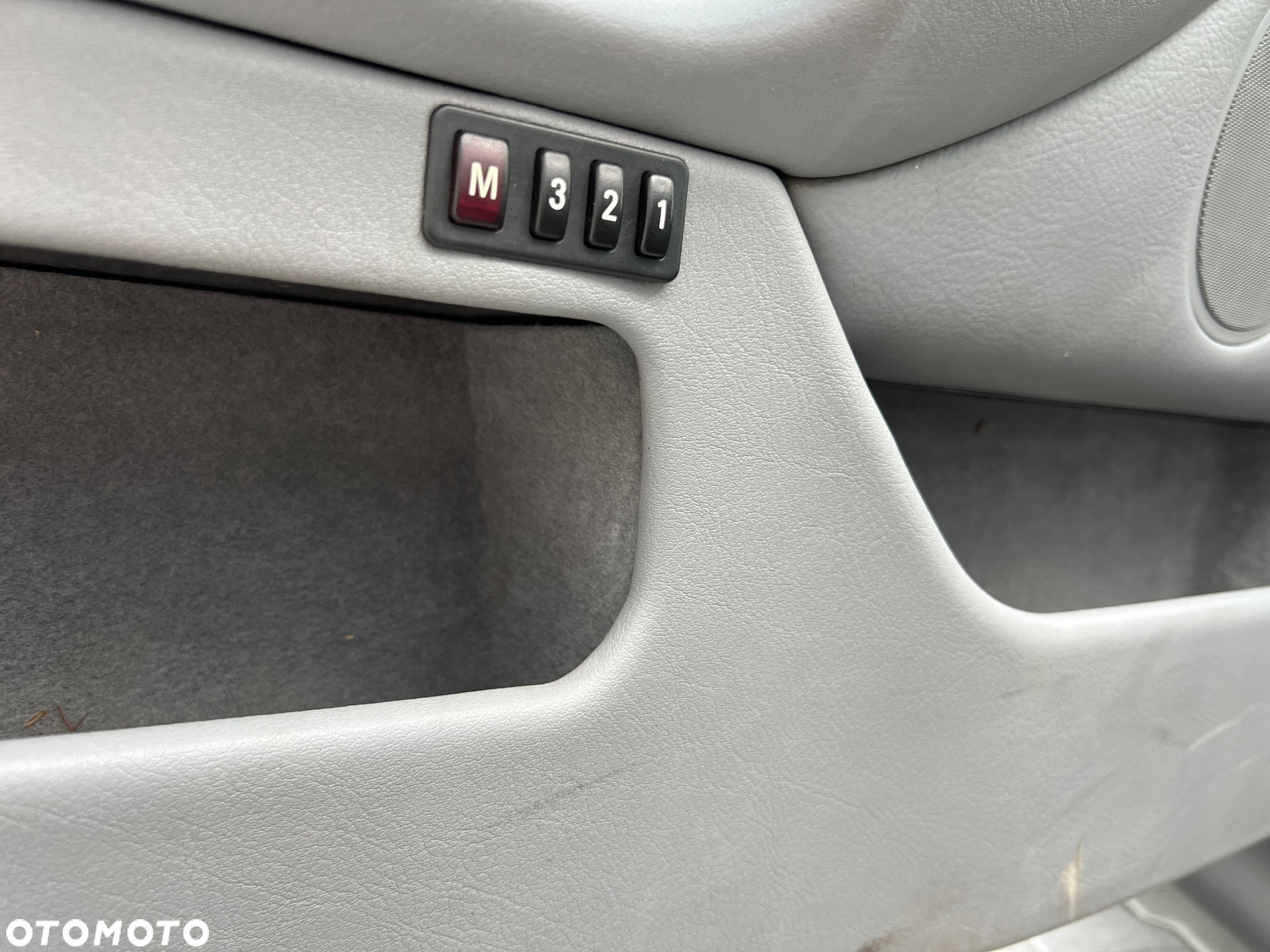 BMW Seria 5 - 26