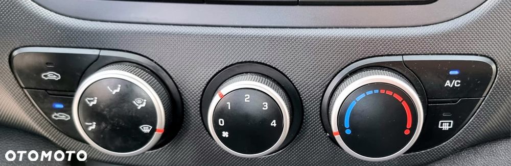 Hyundai i10 - 15
