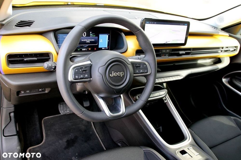 Jeep Avenger 54kWh Summit - 4