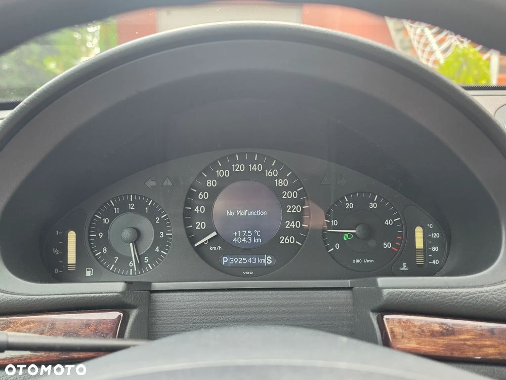 Mercedes-Benz Klasa E 320 CDI Classic DPF - 20