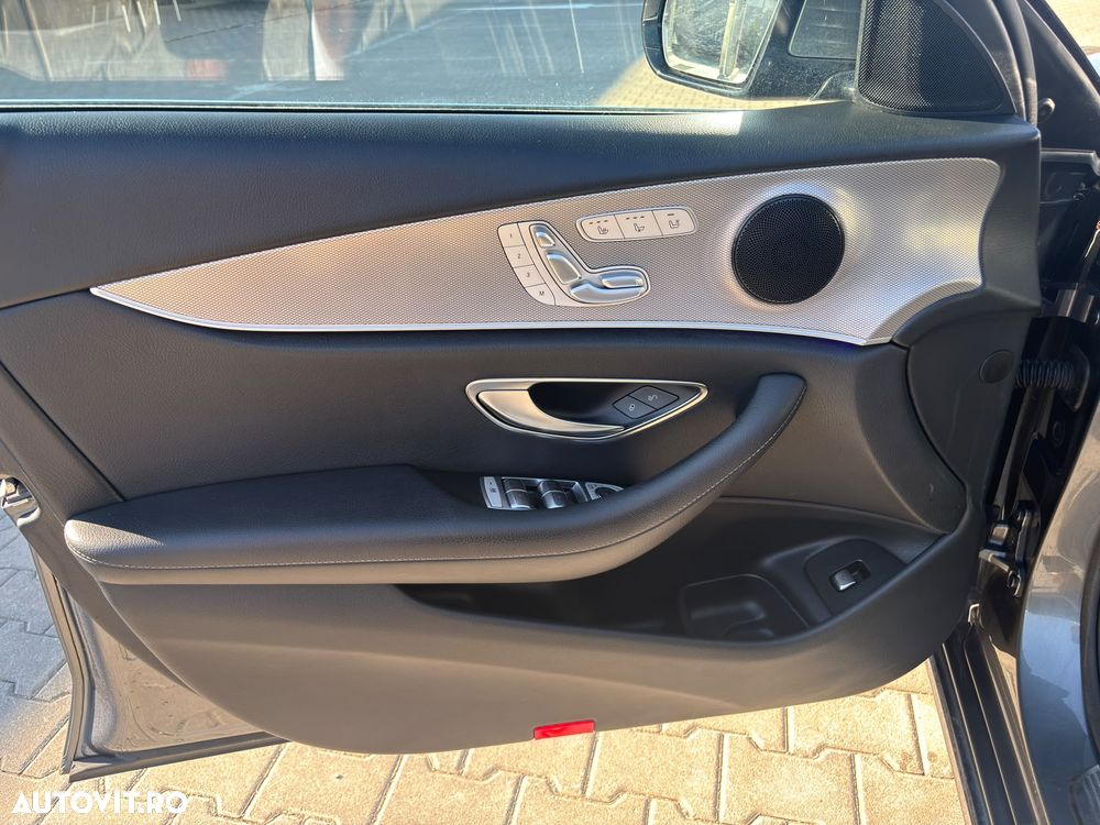 Mercedes-Benz E - 11