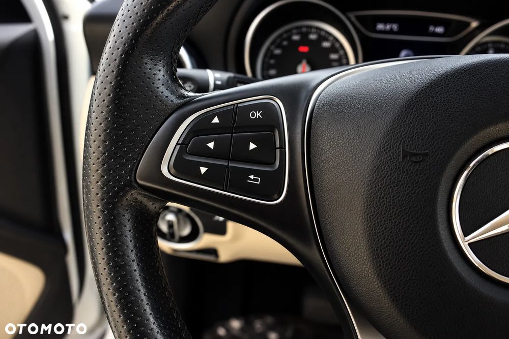 Mercedes-Benz GLA 250 4Matic 7G-DCT AMG Line - 21