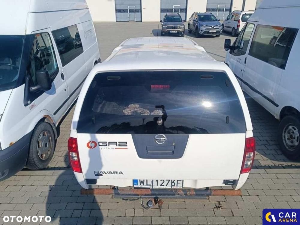 Nissan Navara 2.5 D XE 140 - 6
