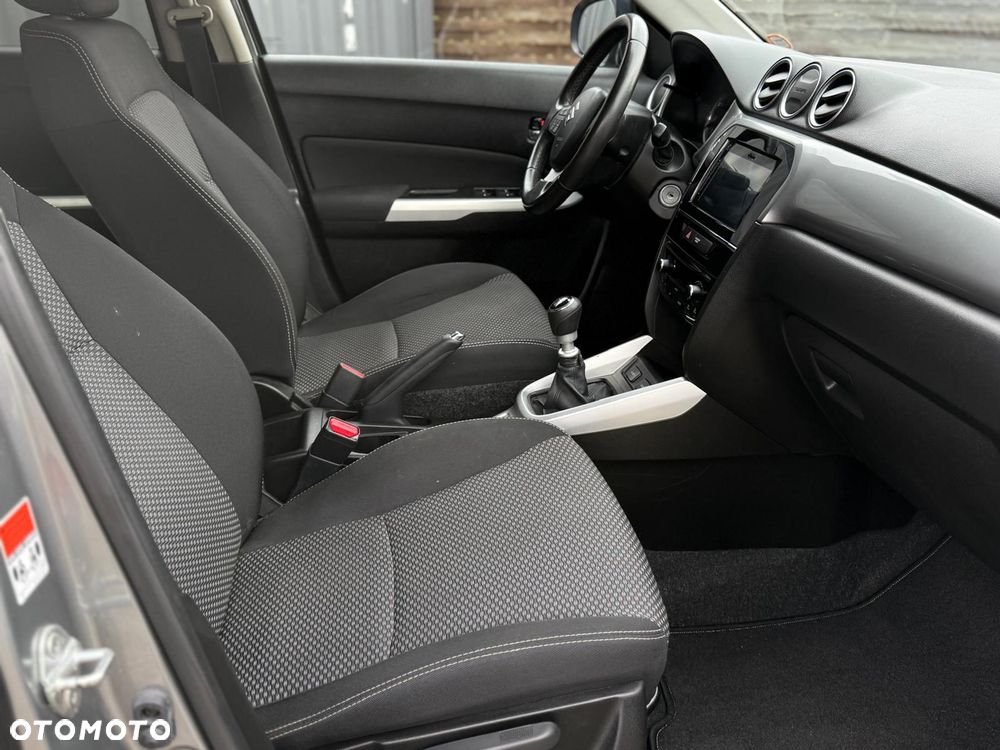 Suzuki Vitara 1.6 DDiS (4x2) Comfort - 16