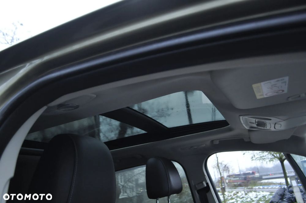 Ford Kuga 1.6 EcoBoost 4x4 Titanium - 26