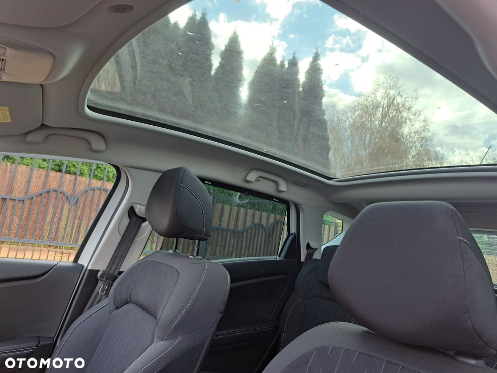 Renault Scenic TCe 115 GPF BUSINESS EDITION - 15