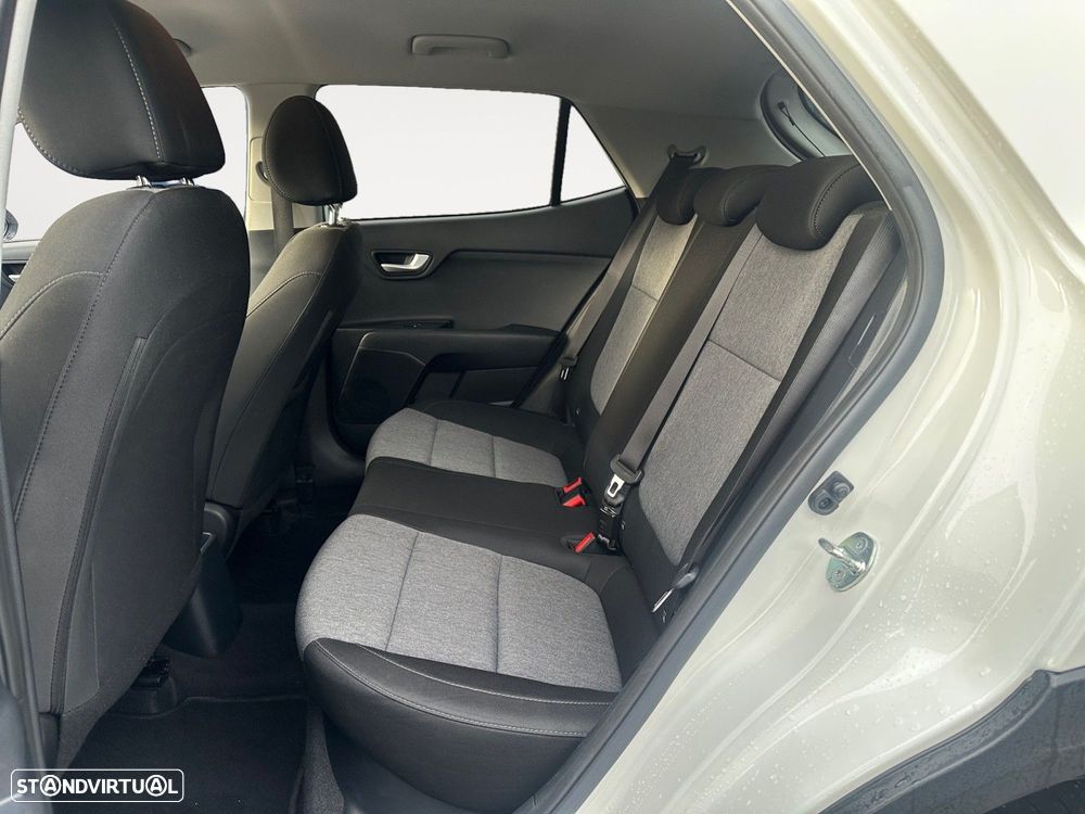 Kia Stonic 1.2 MPi Dynamic - 13