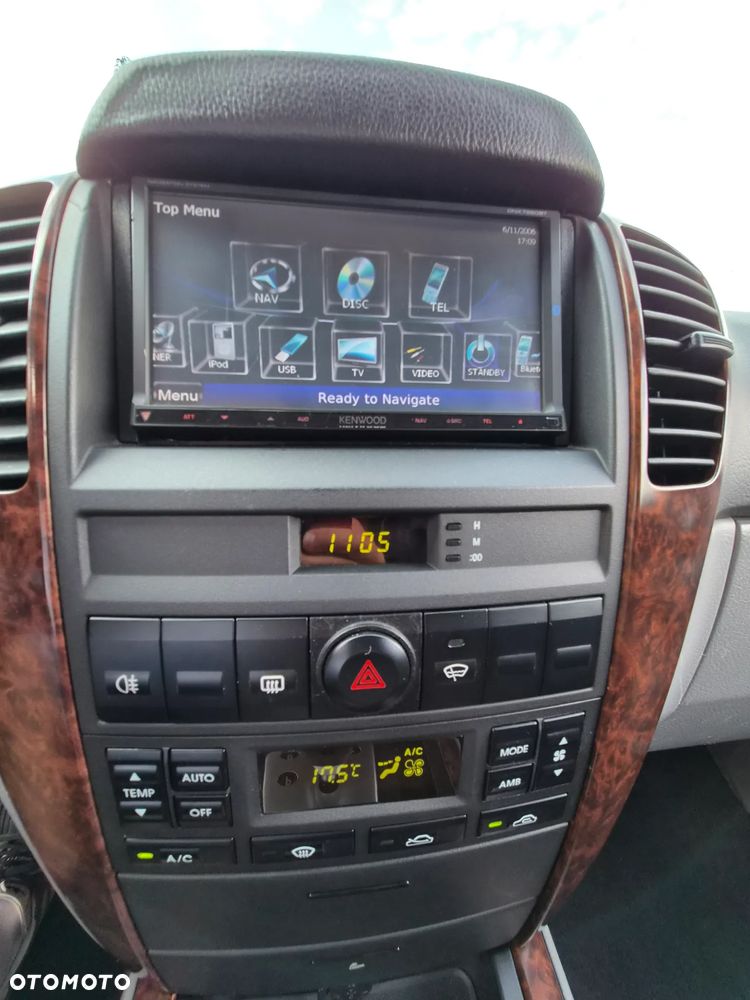 Kia Sorento - 27
