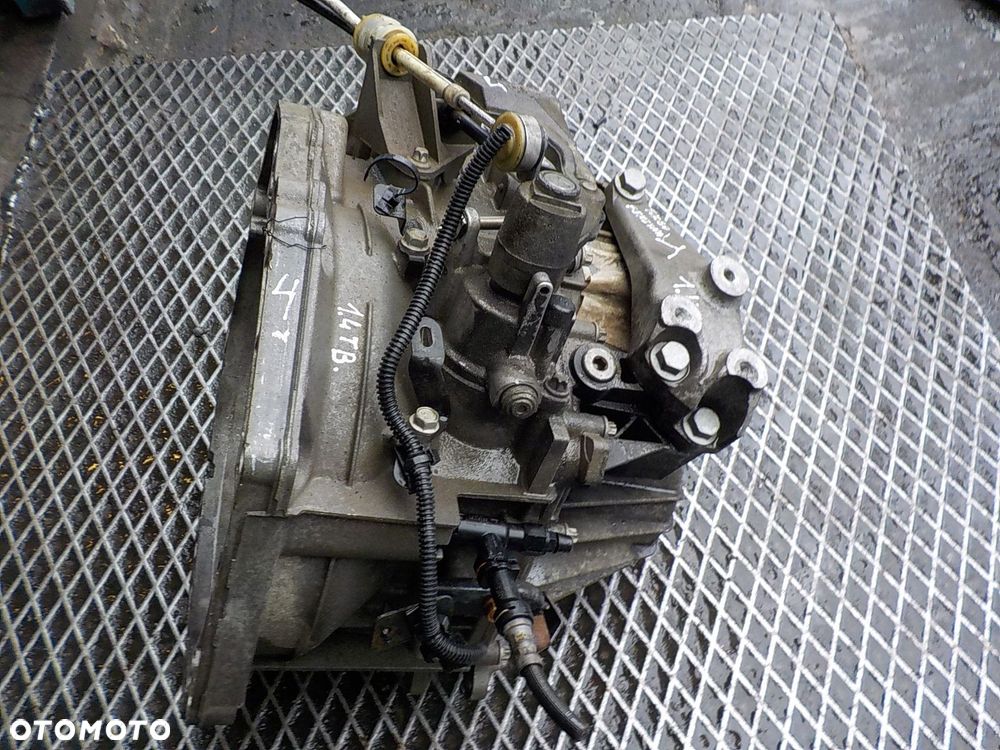 OPEL ASTRA IV J INSIGNIA A SKRZYNIA BIEGÓW M32 1.4 TURBO 55569879 - 3
