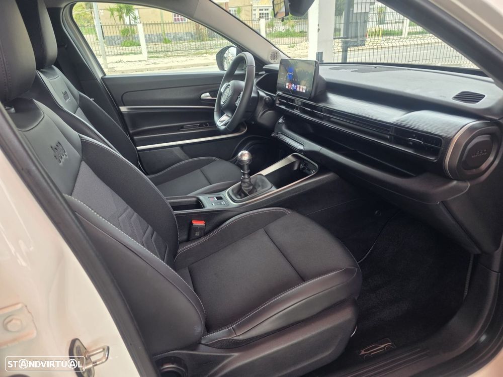Jeep Avenger 1.2 GSE T3 Altitude - 14