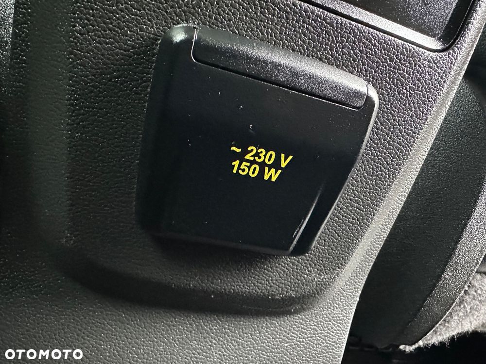 Ford Kuga 2.0 TDCi 4x4 Titanium - 21