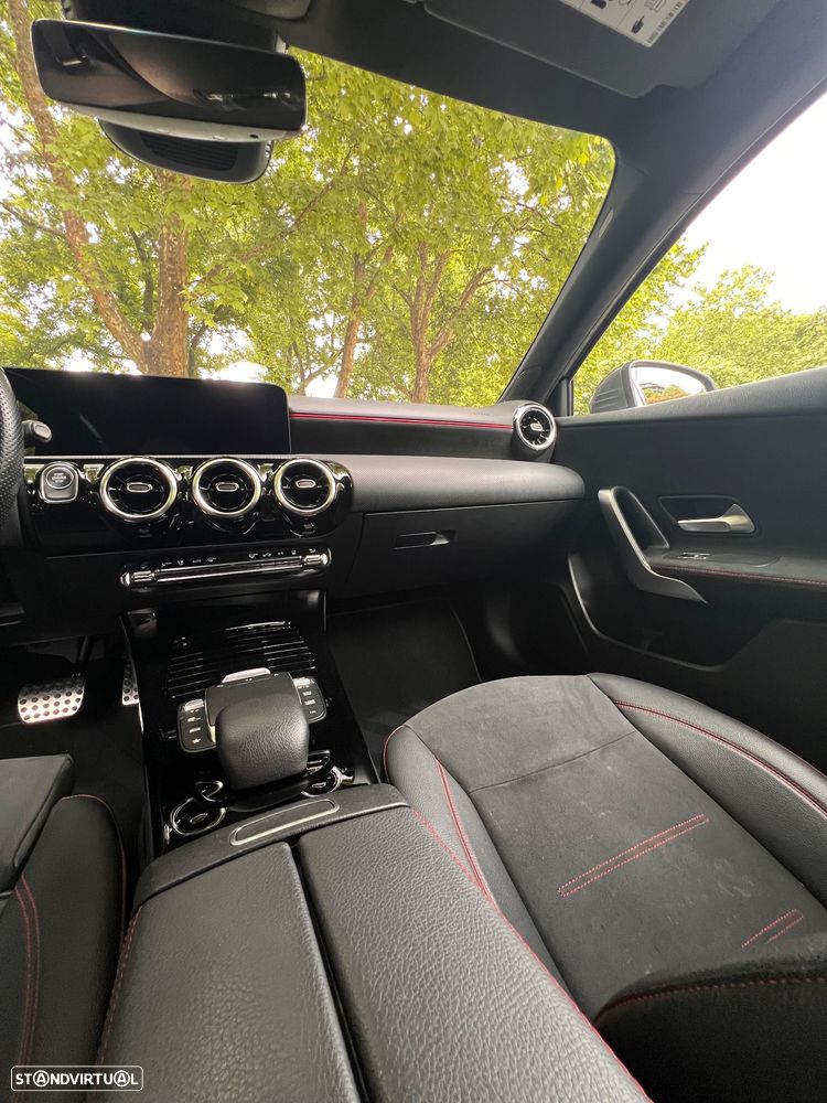 Mercedes-Benz A 250 e 8G-DCT AMG Line - 13