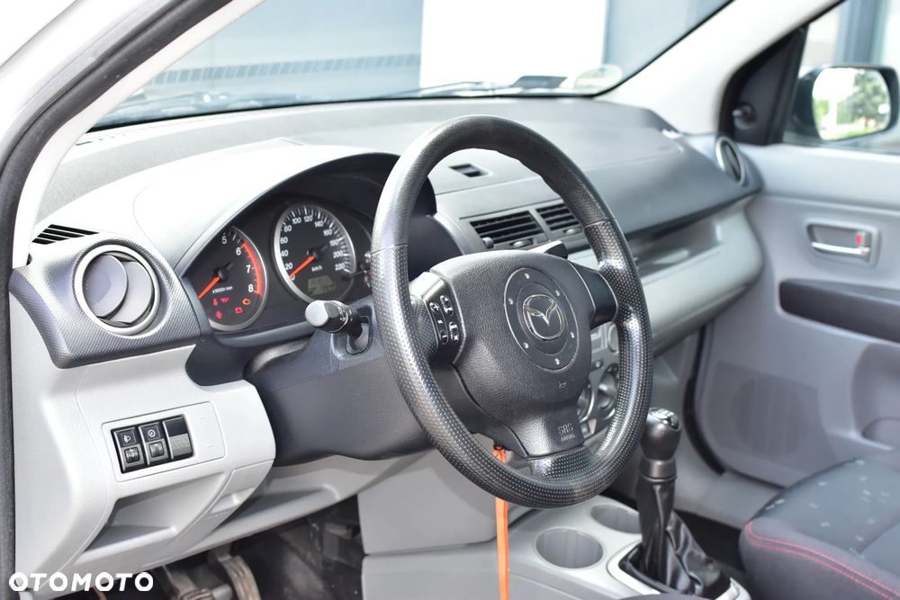 Mazda 2 1.4 Active - 8