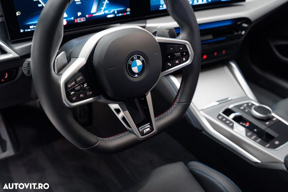 BMW M2 M240i xDrive - 29