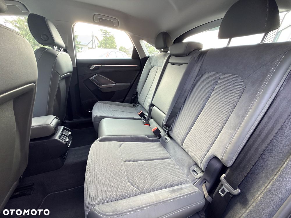 Audi Q3 Sportback 35 TDI S tronic S line - 13
