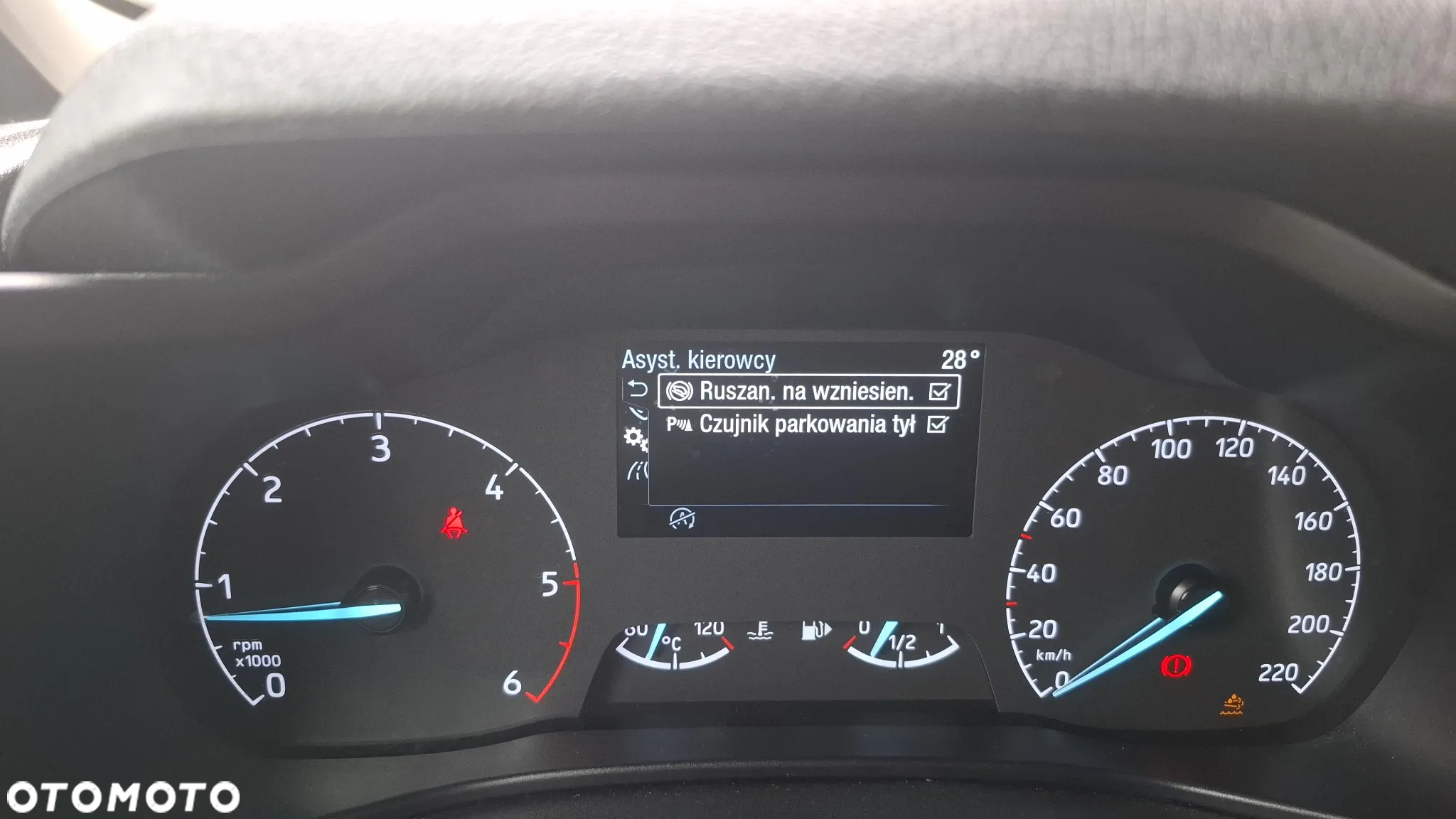 Ford CONNECT - 23