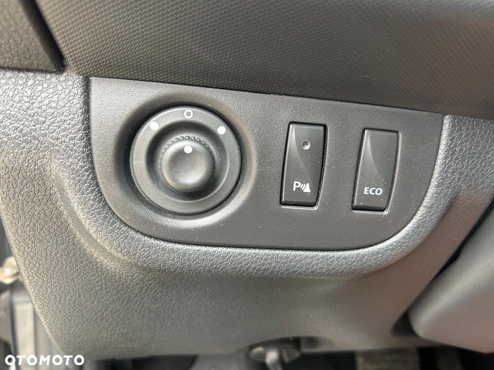 Dacia Logan - 33